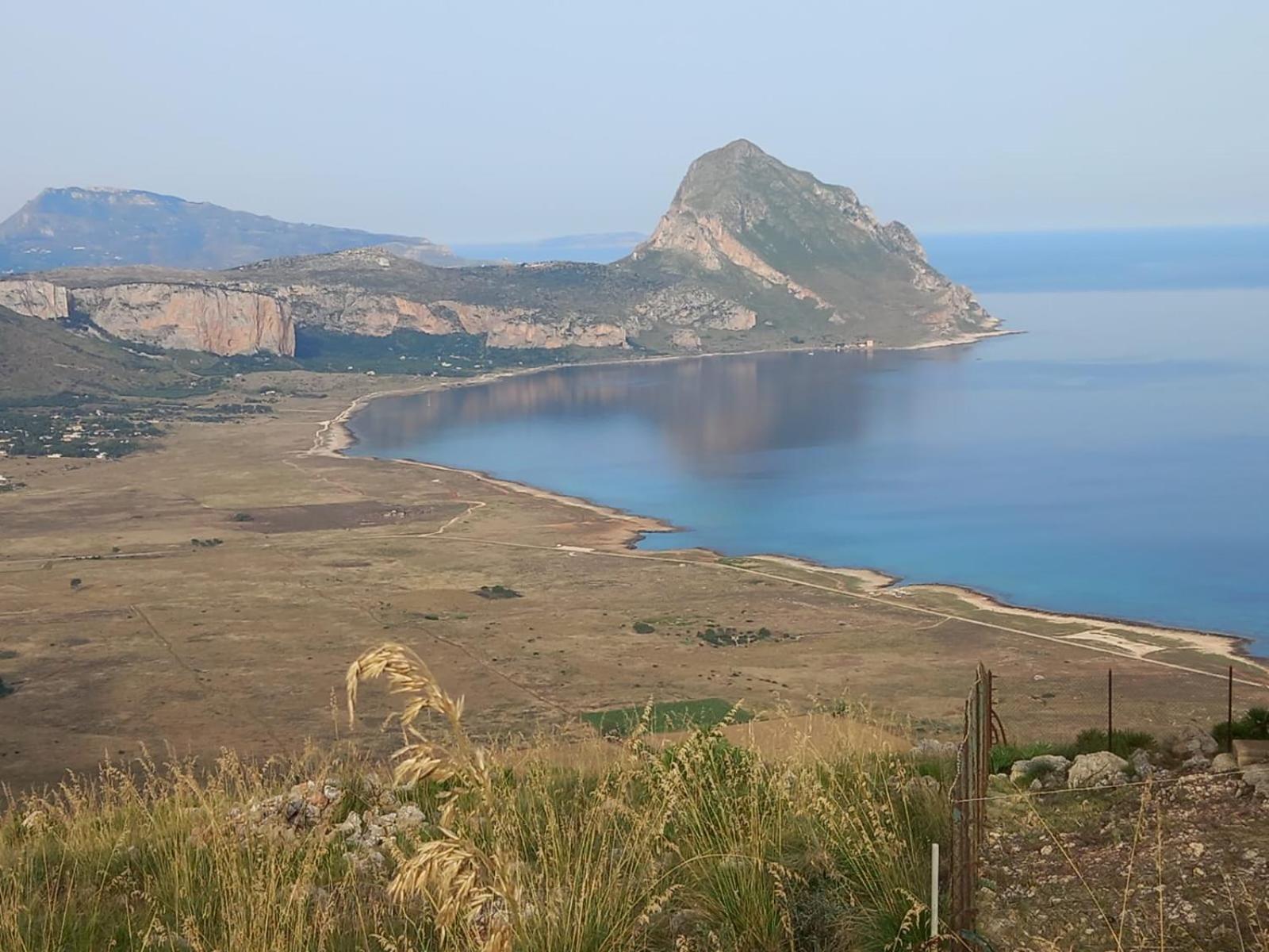 Cala Di Ponente Hotel กัสเตลลุซโซ ภายนอก รูปภาพ