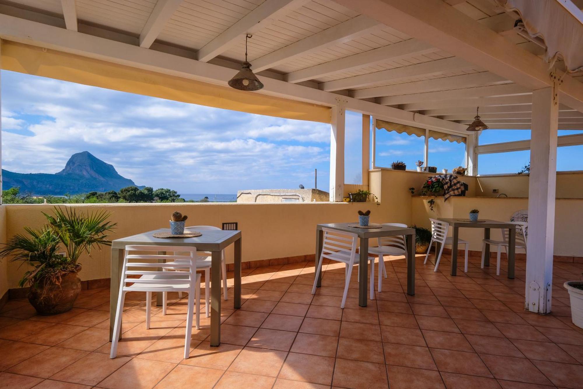 Cala Di Ponente Hotel กัสเตลลุซโซ ภายนอก รูปภาพ