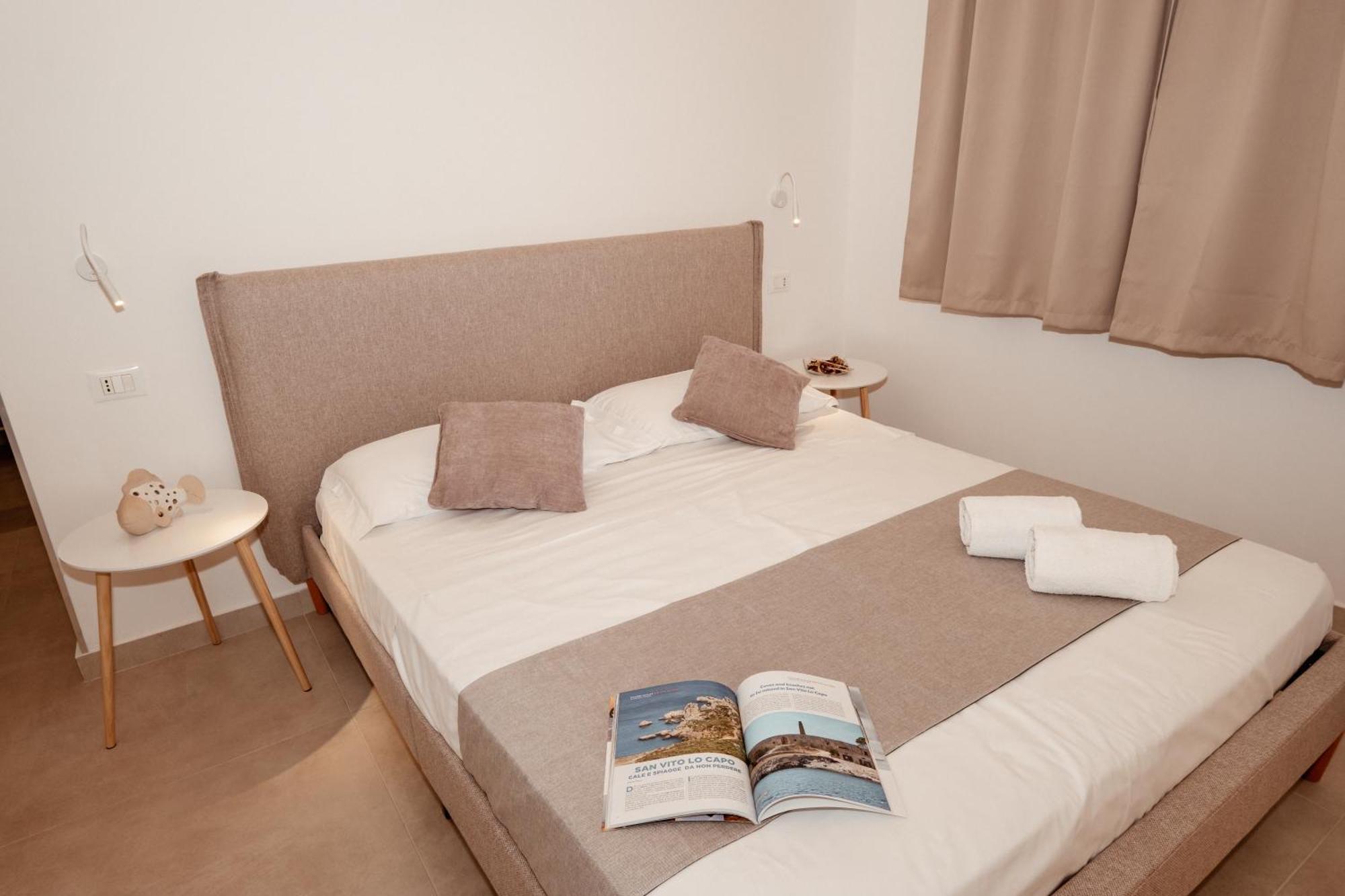 Cala Di Ponente Hotel กัสเตลลุซโซ ภายนอก รูปภาพ