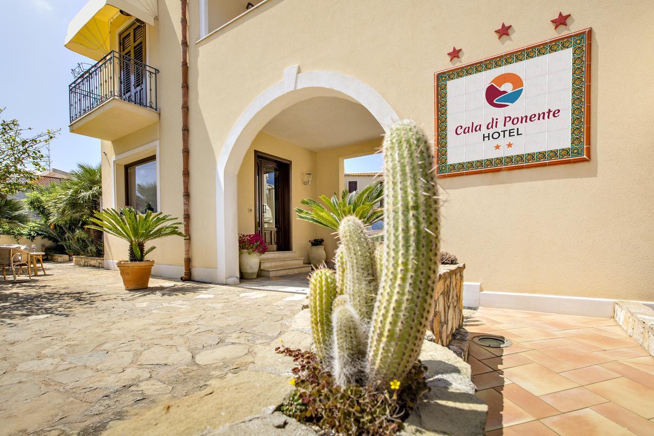 Cala Di Ponente Hotel กัสเตลลุซโซ ภายนอก รูปภาพ