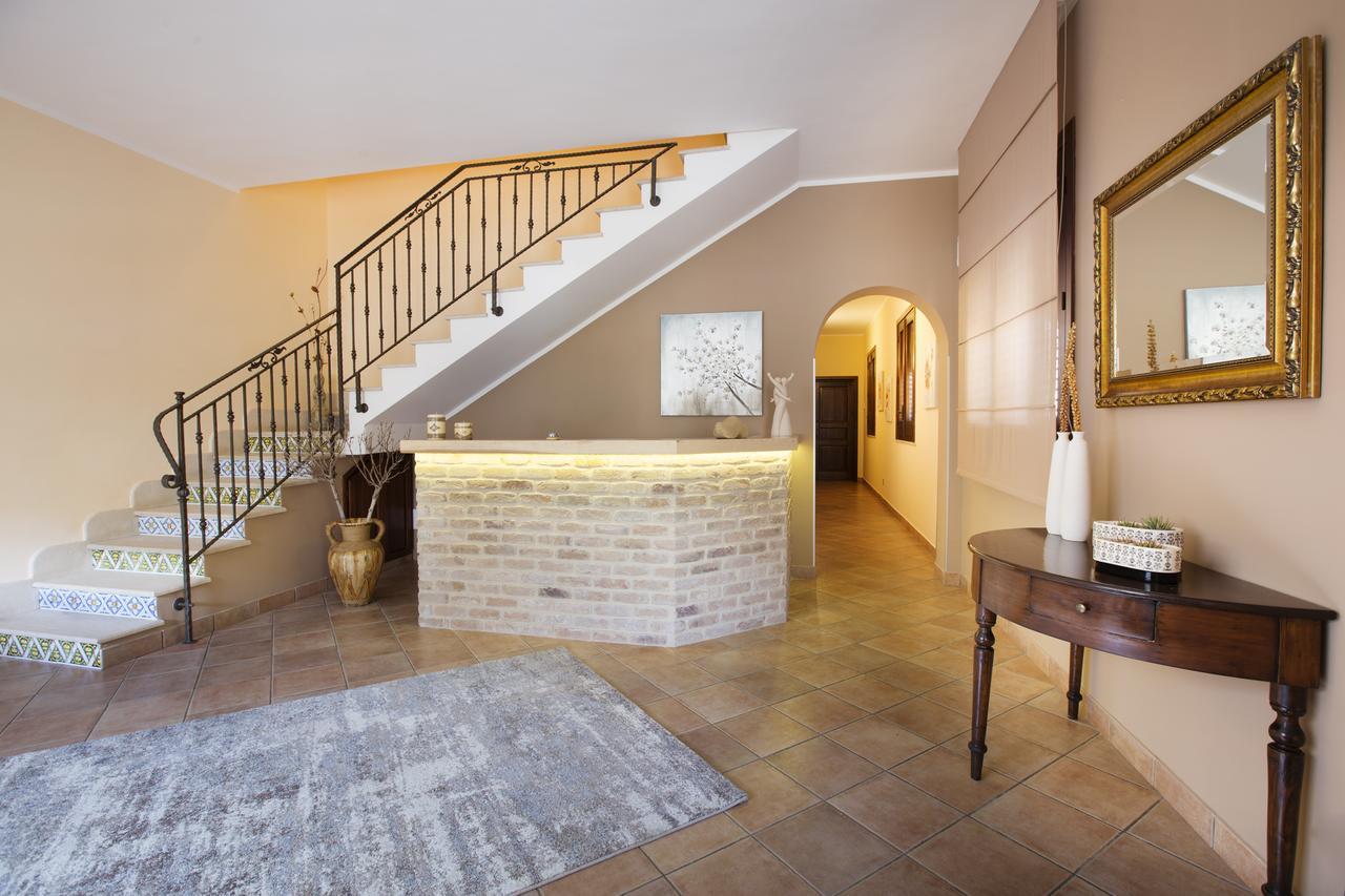 Cala Di Ponente Hotel กัสเตลลุซโซ ภายนอก รูปภาพ